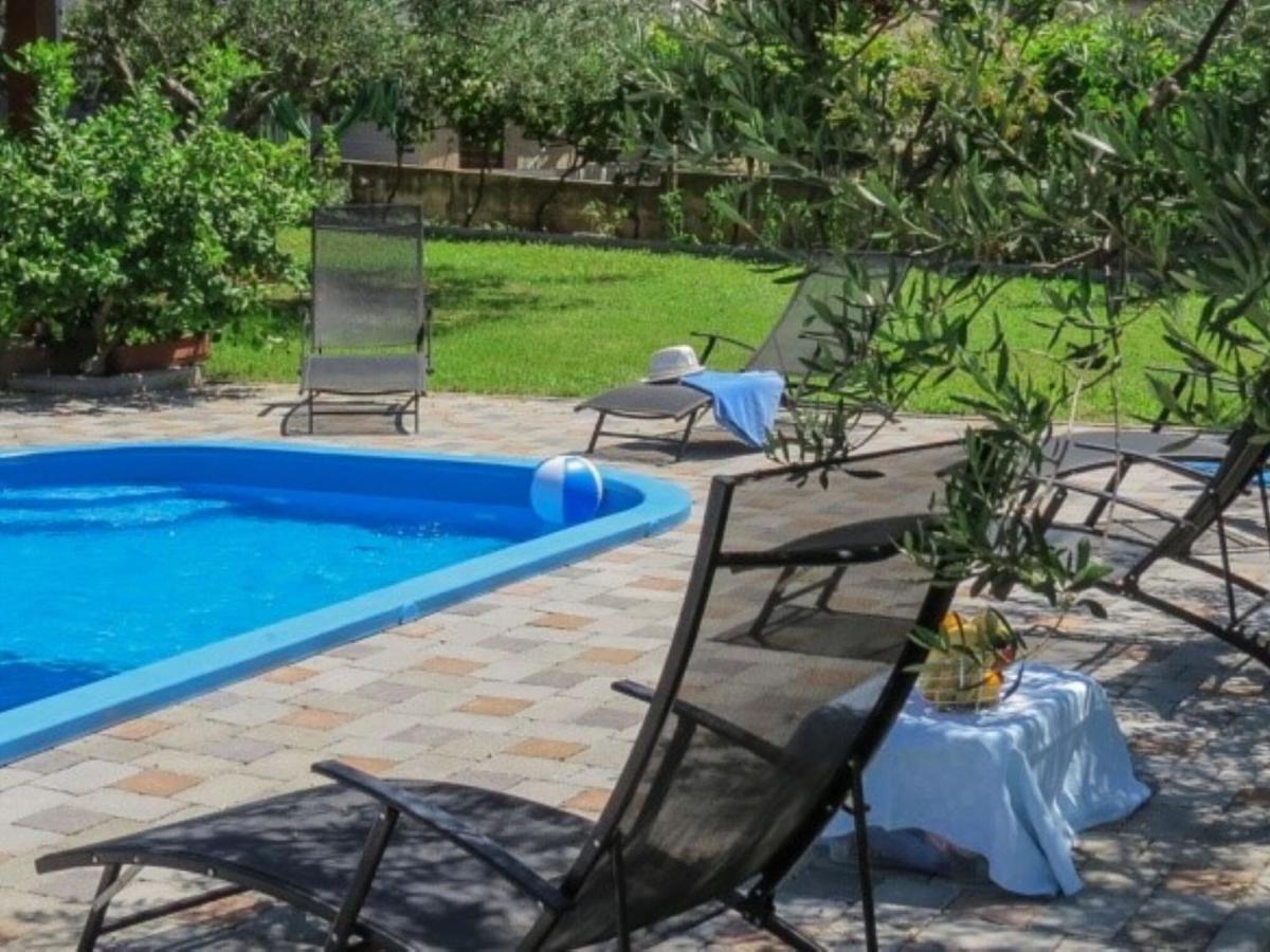 Fabulous Holiday Home In Pako Tane With Swimming Pool Pakoštane Chambre photo